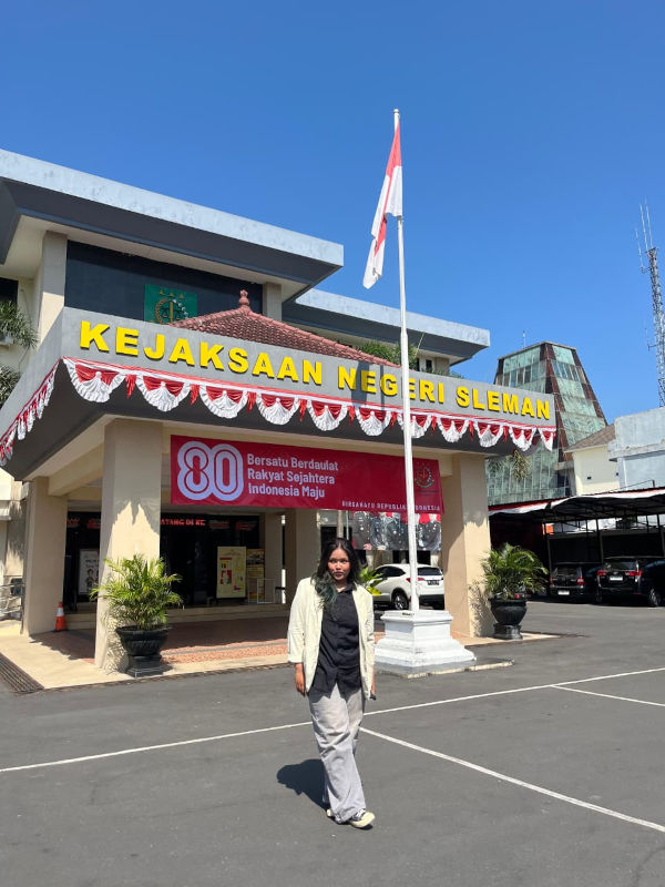 Agatha Anggun Widyasmara